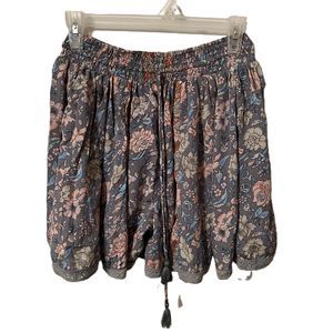 Karma Highway One Sz Grey Shorts Floral Boho Lace Trim Elastic Waist Drawstring